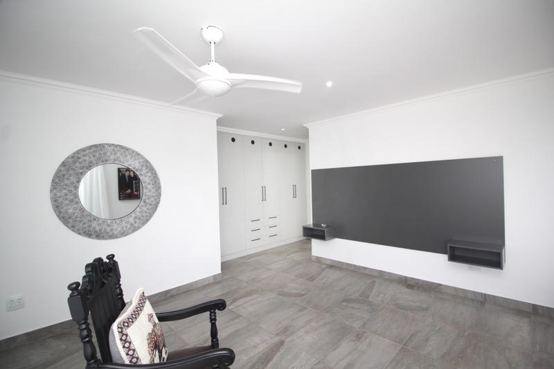 4 Bedroom Property for Sale in Monte Christo Western Cape